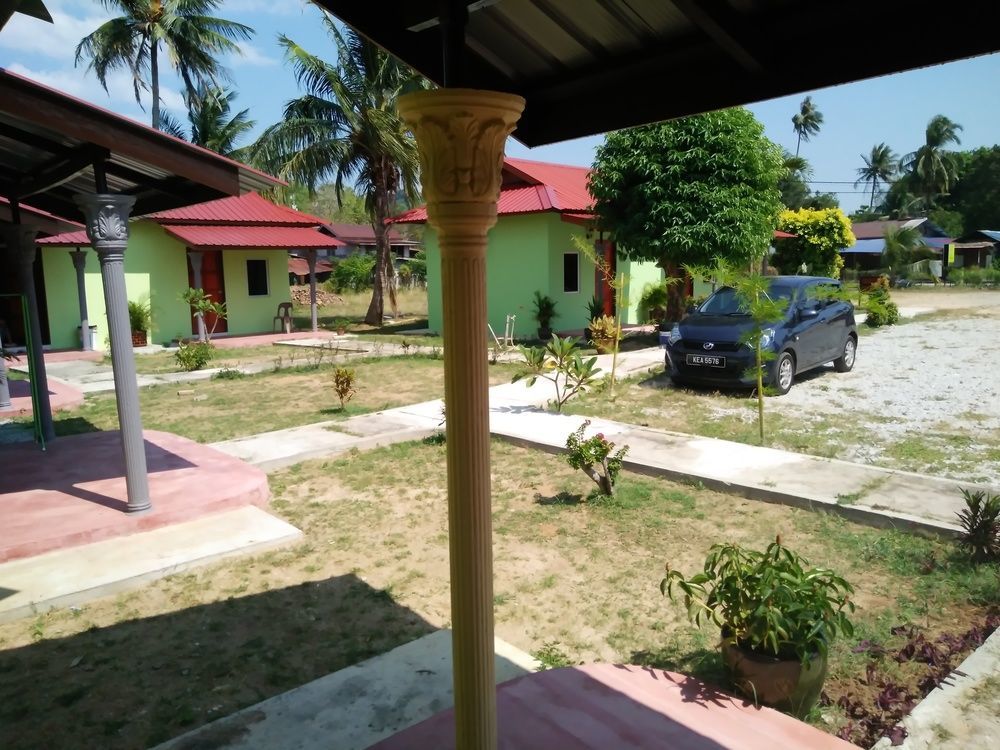 Motel Aurora Damai Pantai Cenang  Exterior photo