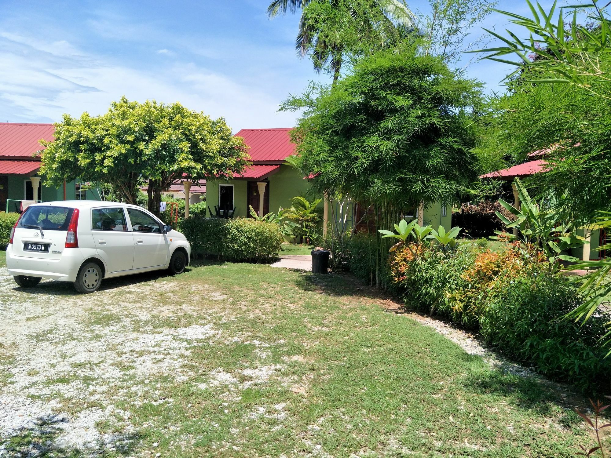 Motel Aurora Damai Pantai Cenang  Exterior photo